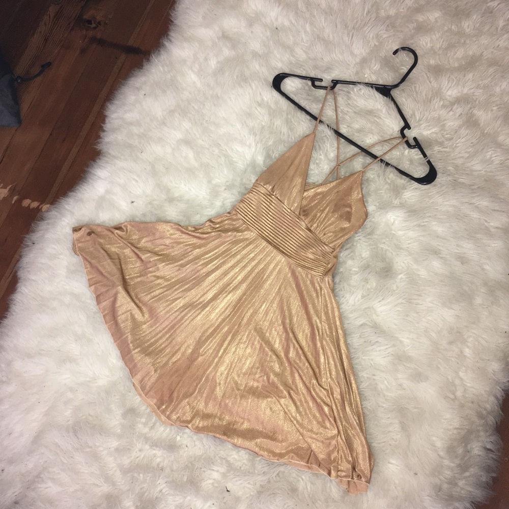Gold mini flirty party dress. - Picture 2 of 8